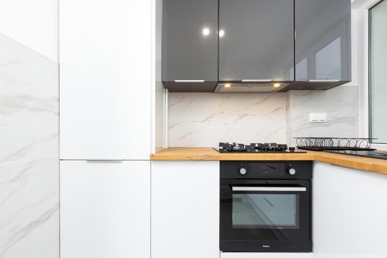 Studio City Center Zlota Street By Renters Warsaw Exterior photo