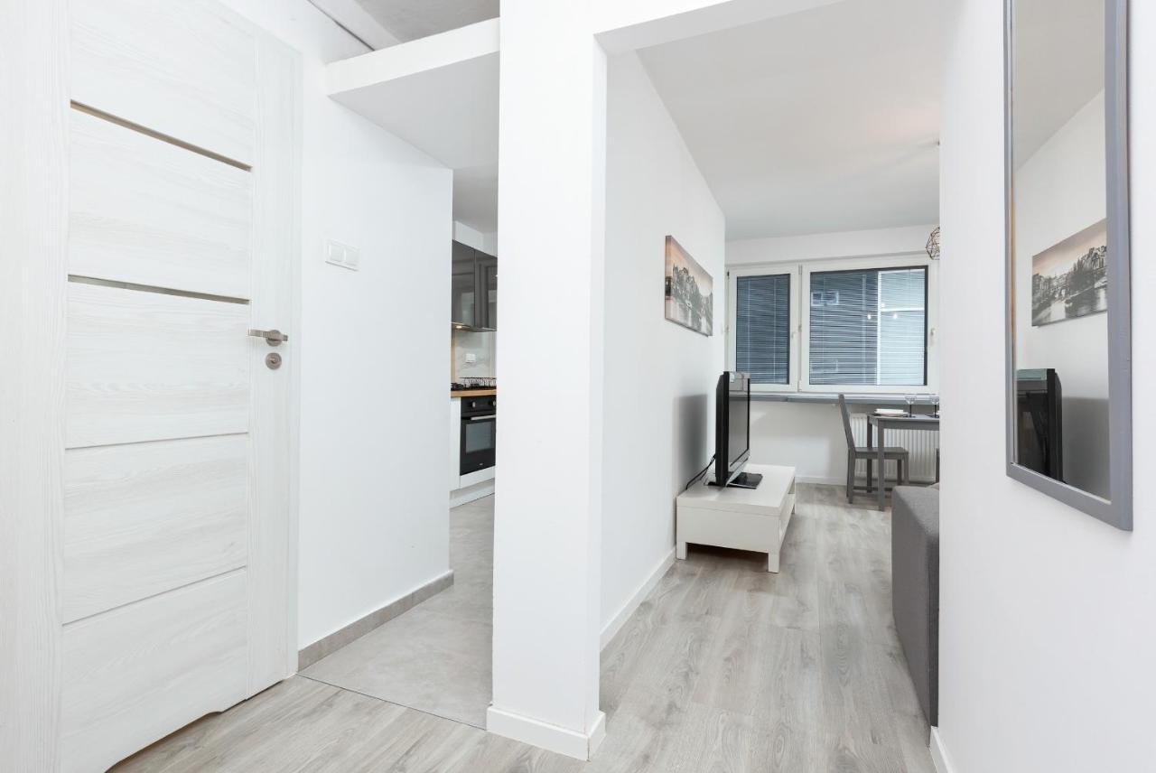 Studio City Center Zlota Street By Renters Warsaw Exterior photo