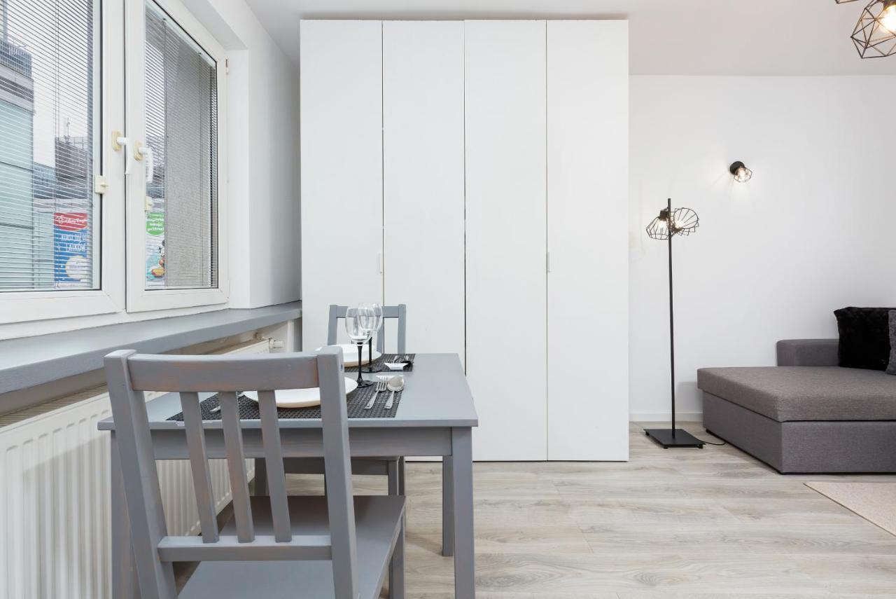 Studio City Center Zlota Street By Renters Warsaw Exterior photo